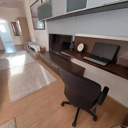 Apartment Mars Ter